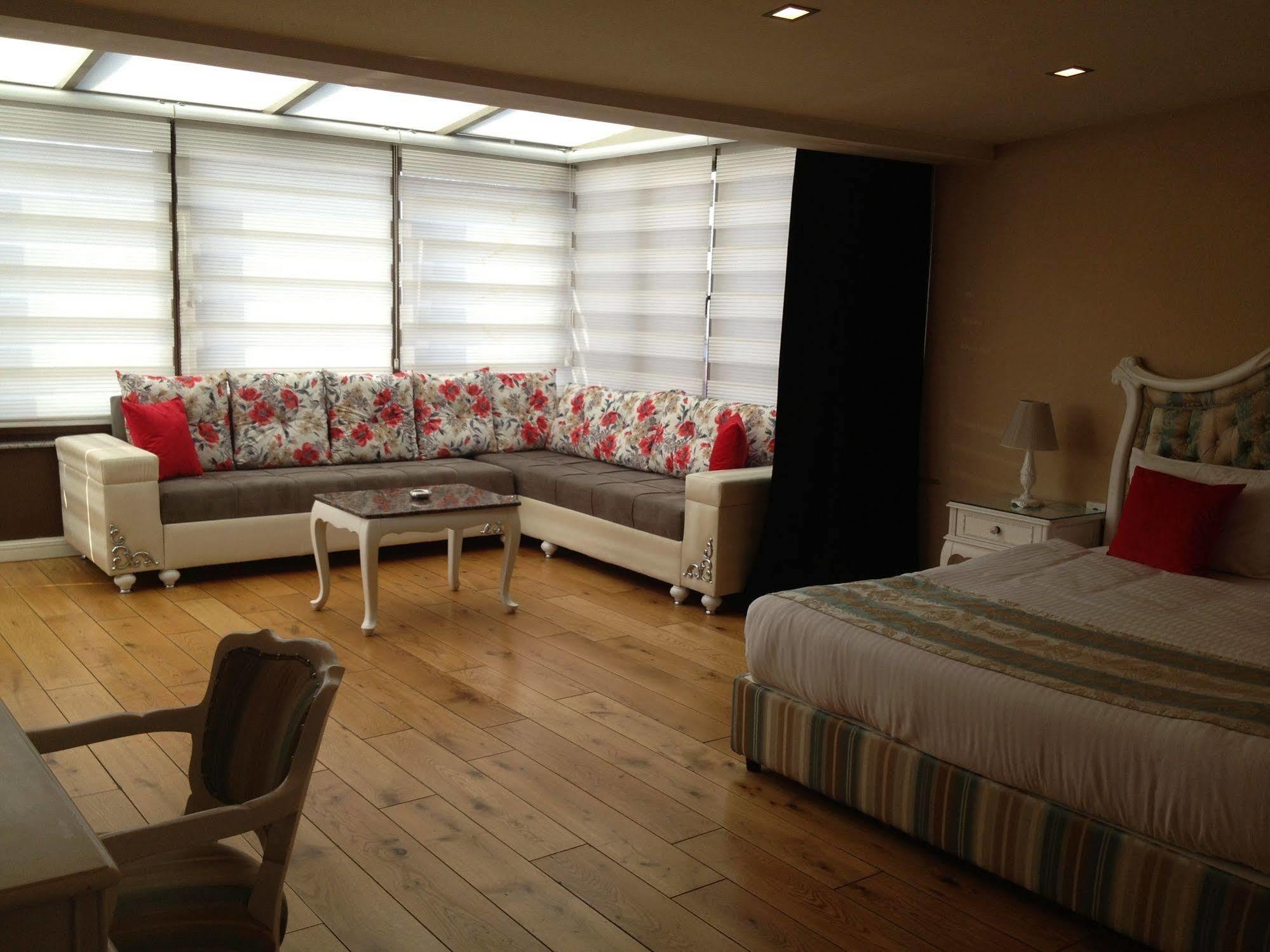 Moss Suites Hotel Истанбул Екстериор снимка