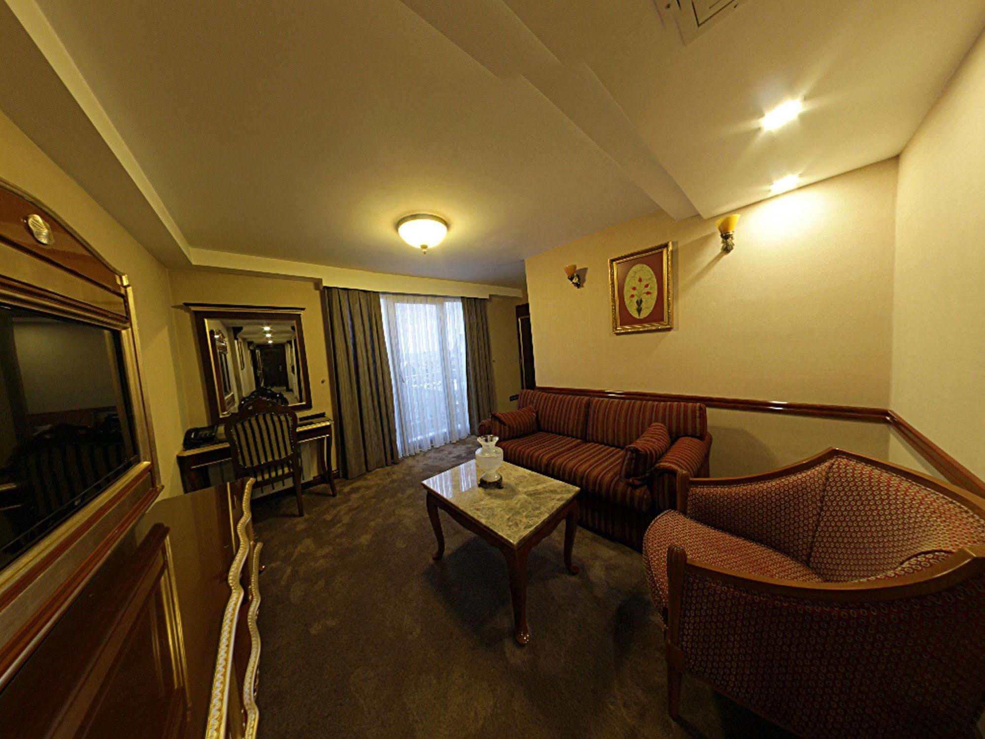 Moss Suites Hotel Истанбул Екстериор снимка