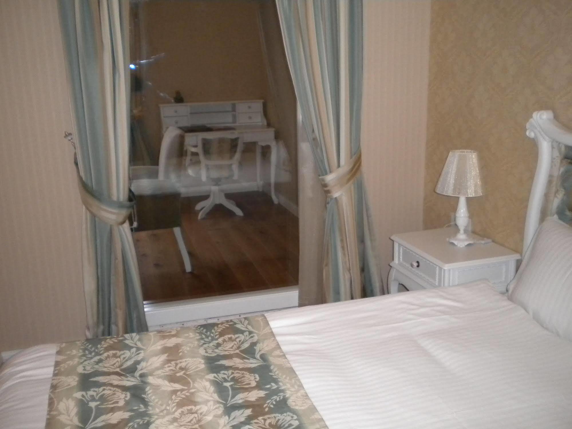 Moss Suites Hotel Истанбул Екстериор снимка